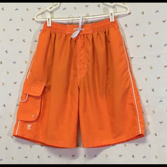 medium swim trunks waist size